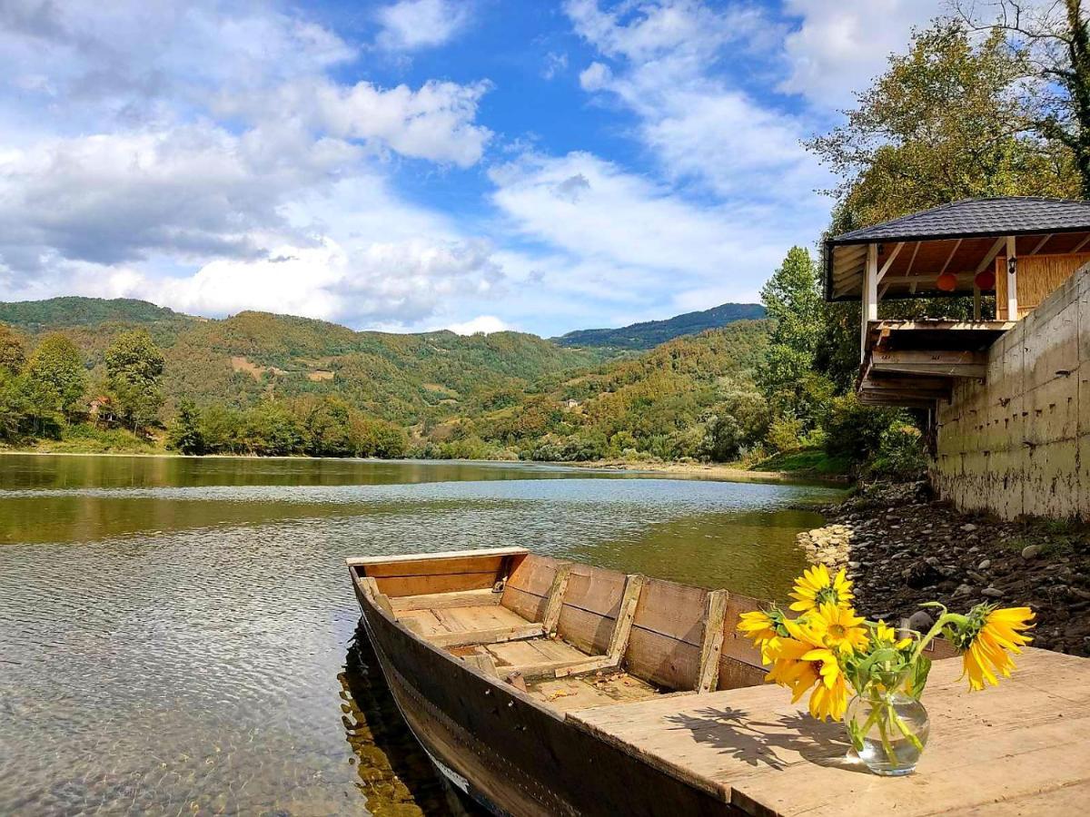 Вілла Brvnara Drina Wooden House Drina Drlace Екстер'єр фото